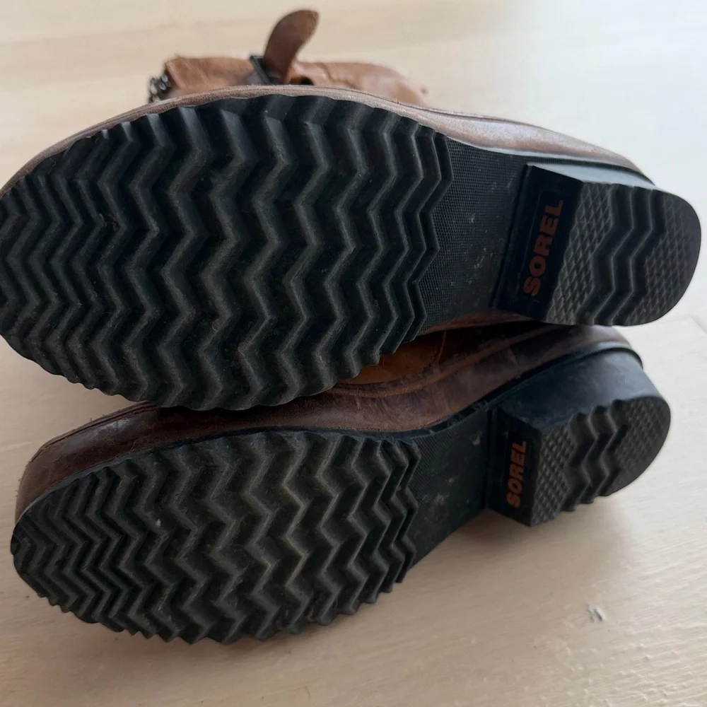 Sorel - Picture 9 of 11